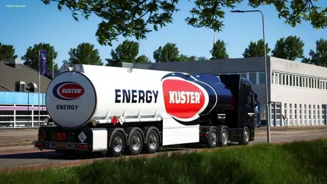 Bursa Malaysia Experiences Decline Amid Rising Iran Tensions