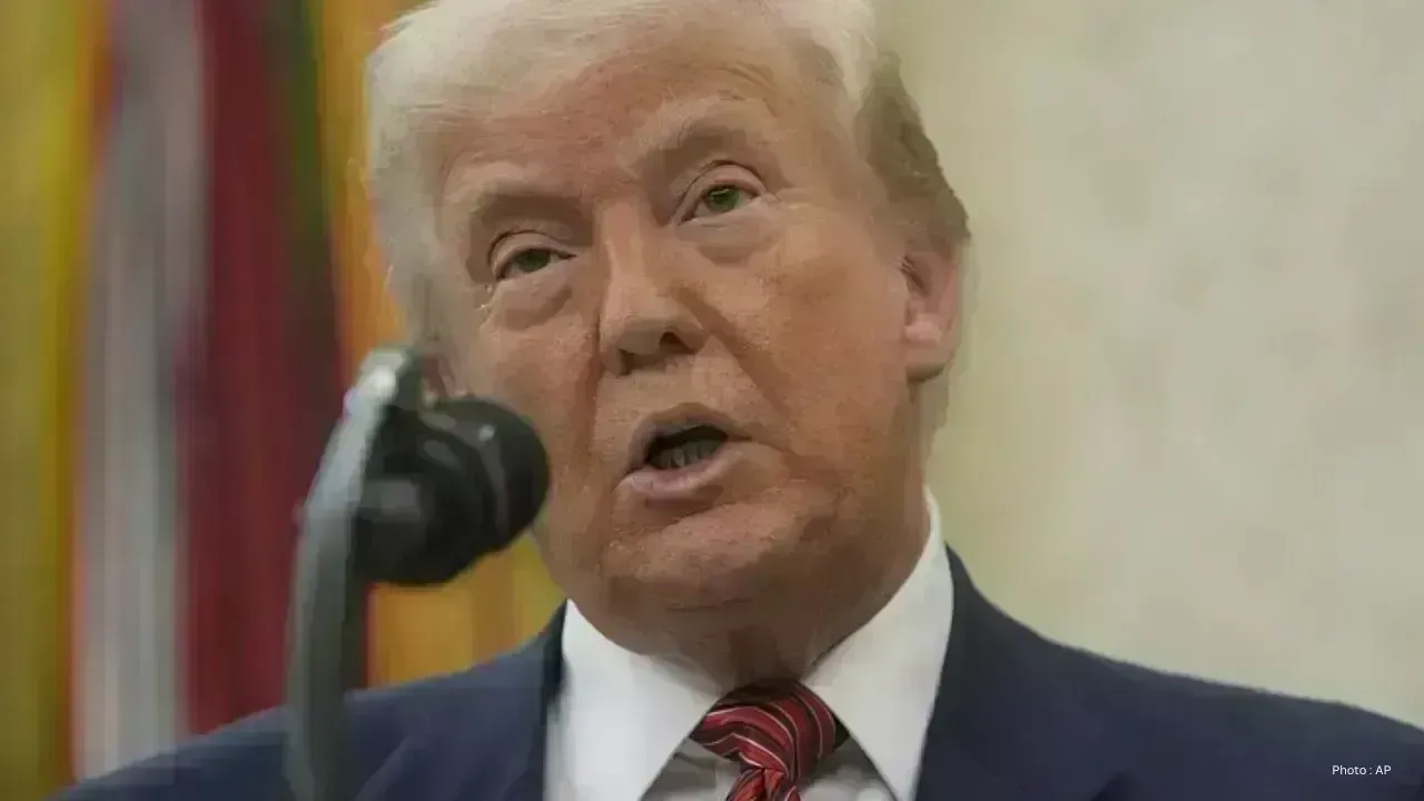 Trump Halts Military Action Against Iran Following Gulf Nations' Plea