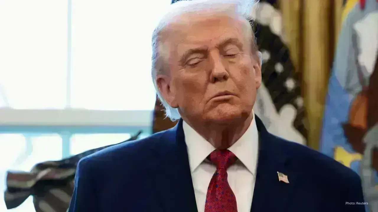Trump Says Strait of Hormuz Could Reopen by Tomorrow