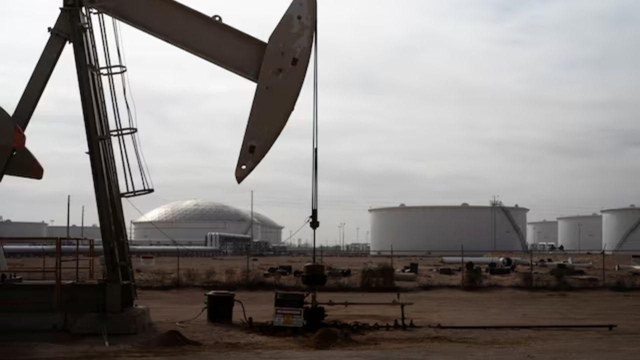 Saudi Arabia Plans Major Oil Output Rise Amid Global Market Pressure