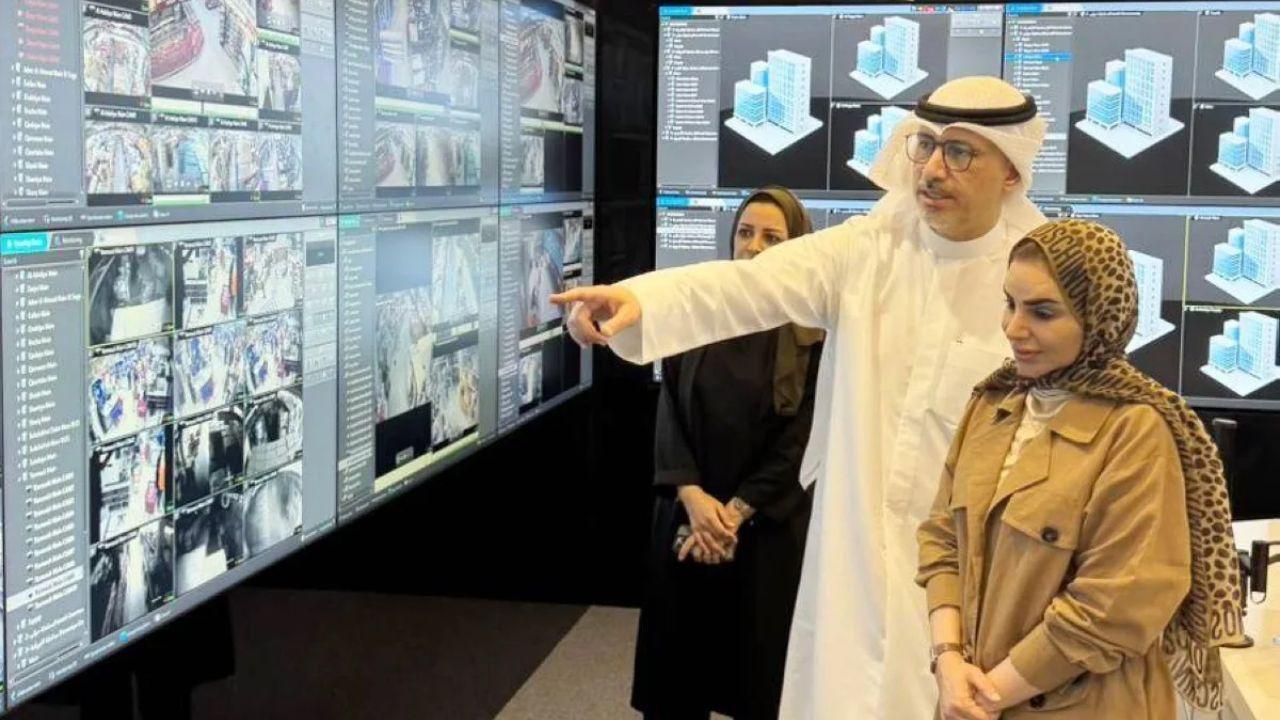 Kuwait Amir Chairs Key Defense Meet Amid Regional Tensions