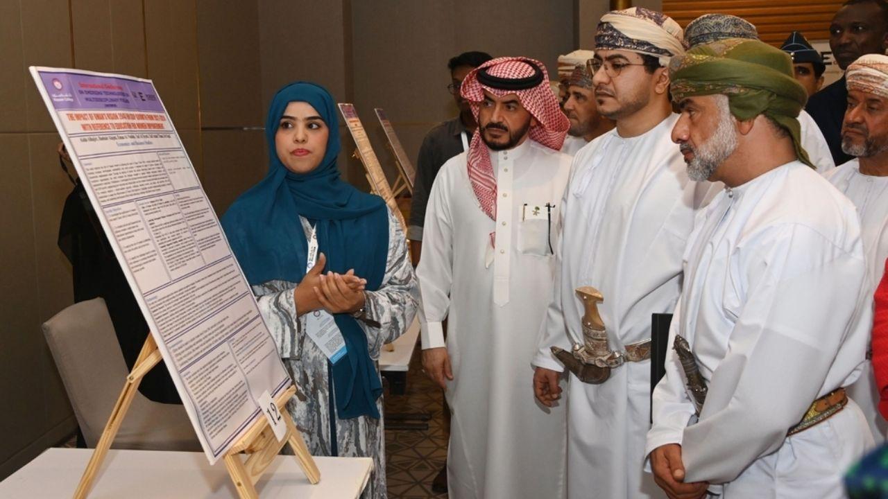 Oman Conference Discusses Future of Technology in Education