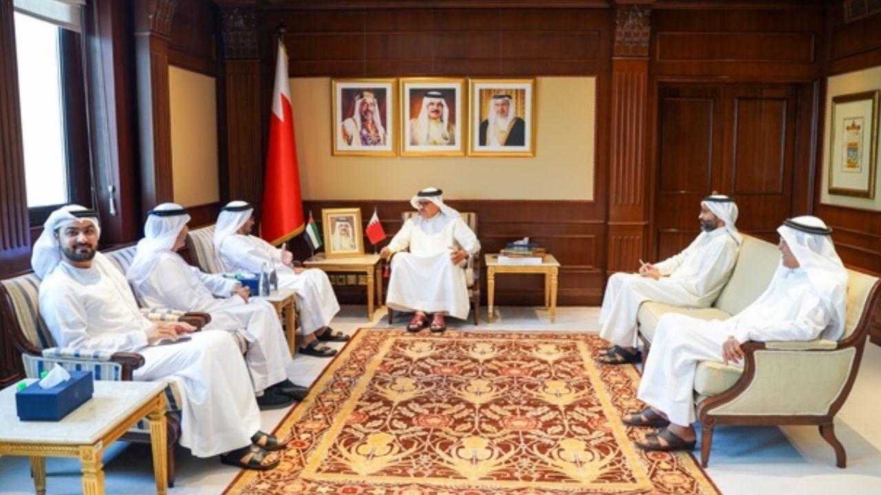 Bahrain and UAE Foreign Ministers Meet to Boost Strong Friendship