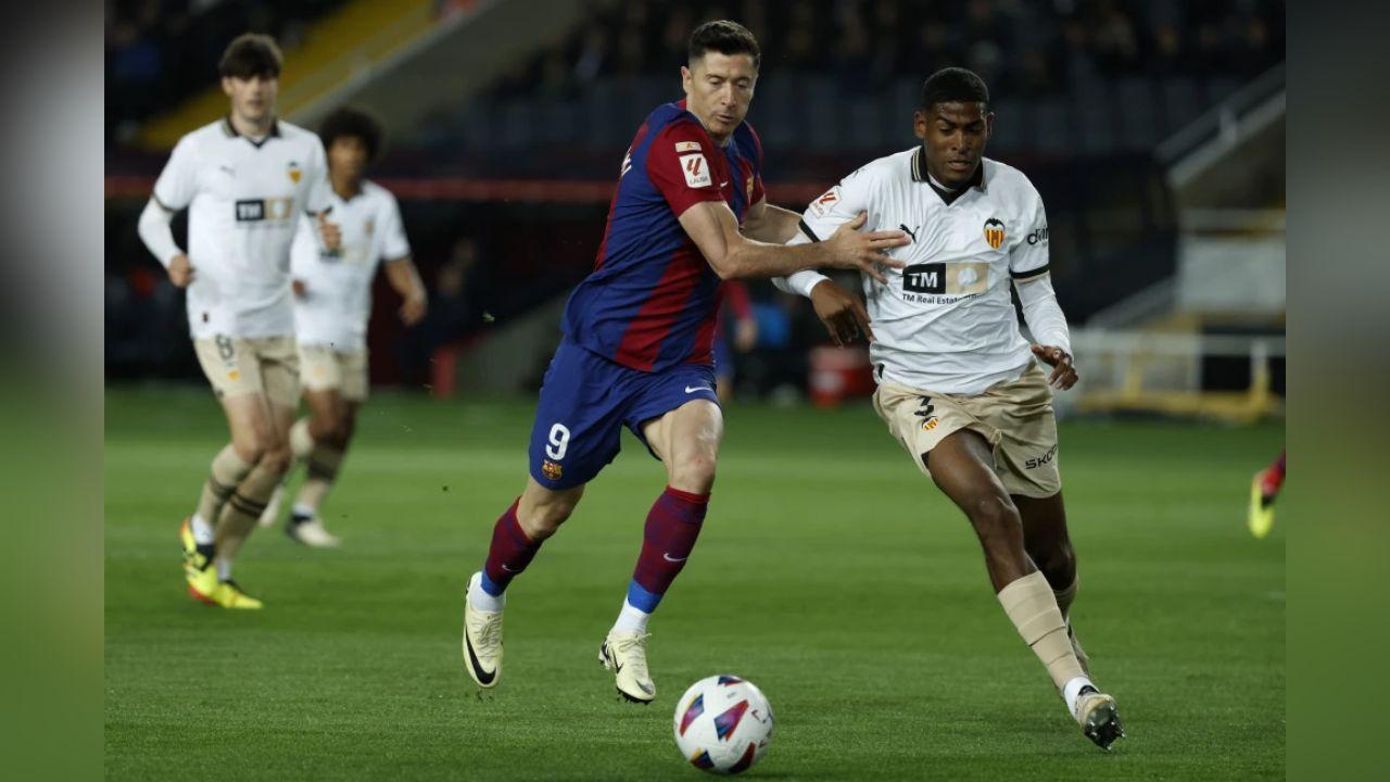 Arsenal Signs Young Spanish Player Mosquera for Five Years