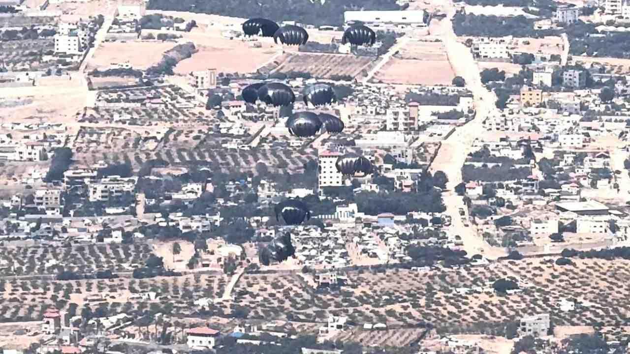 UAE & Jordan Continue Aid Drops to Gaza in Ongoing Relief Effort