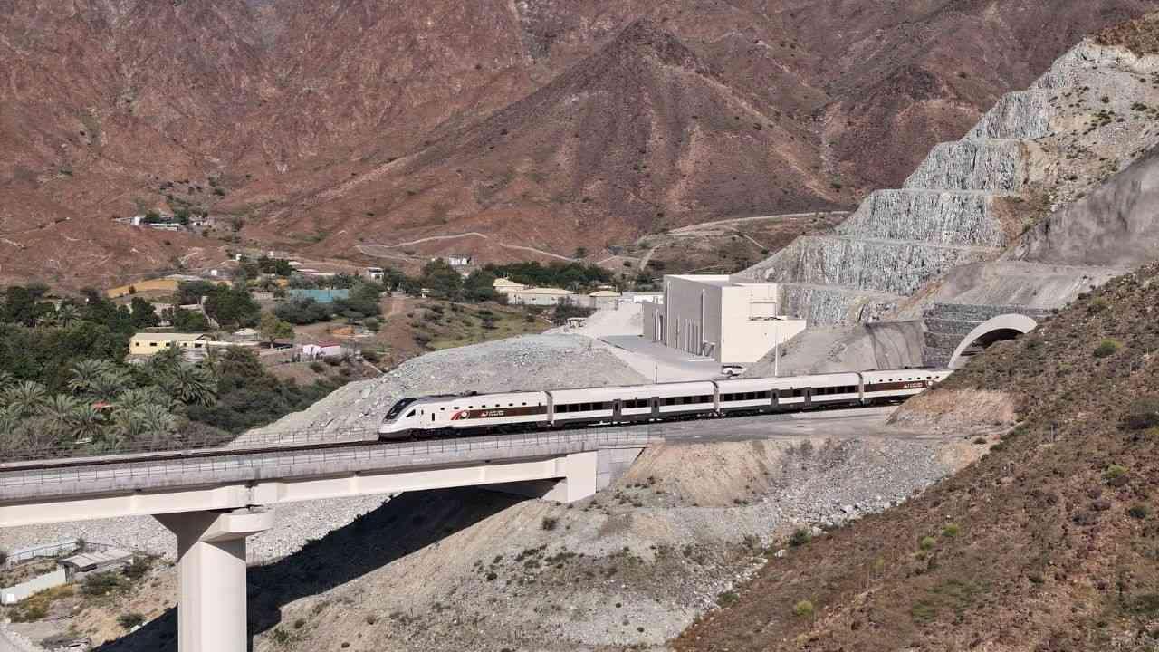Sheikh Mohammed Inspects Progress of Etihad Rail Dubai-Fujairah