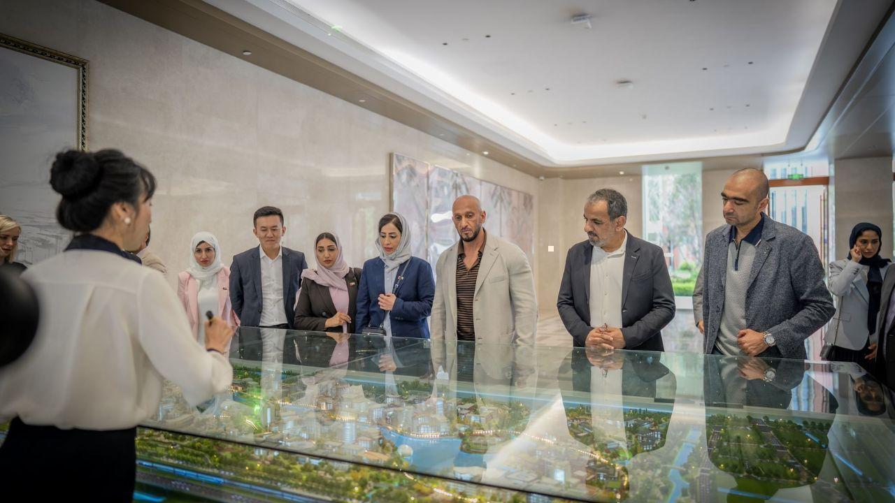 UAE Team Visits Huawei Before Big 2025 Media Event in Abu Dhabi