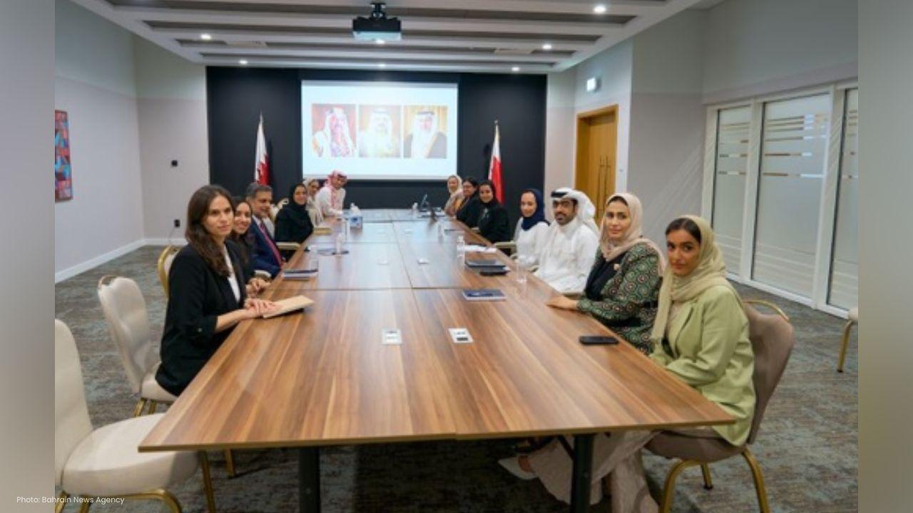 Bahrain Youth Minister Meets WHO to Boost Youth Health Programs