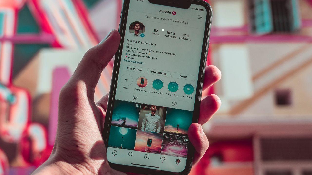 Instagram Adds Reposts and Map Feature Faces Copying Criticism