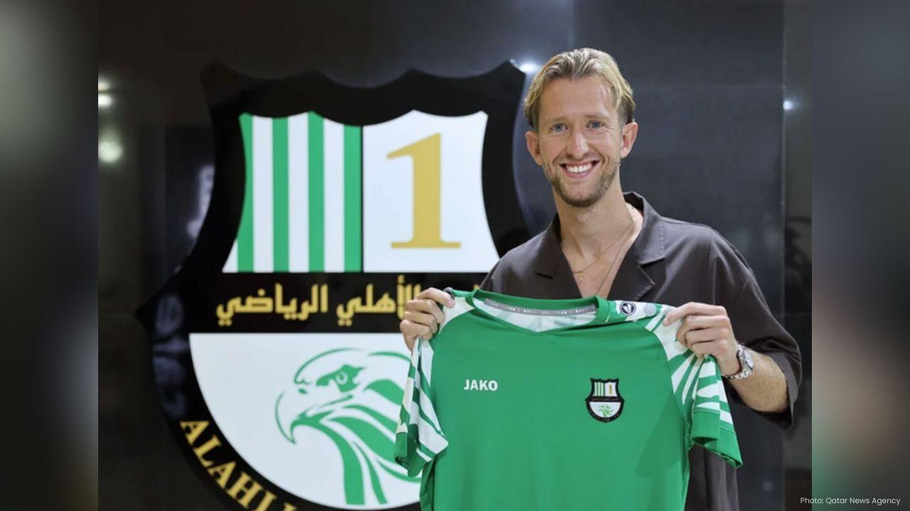 Al-Ahli Signs Dutch Player Michel Vlap for Three Years Until 2028