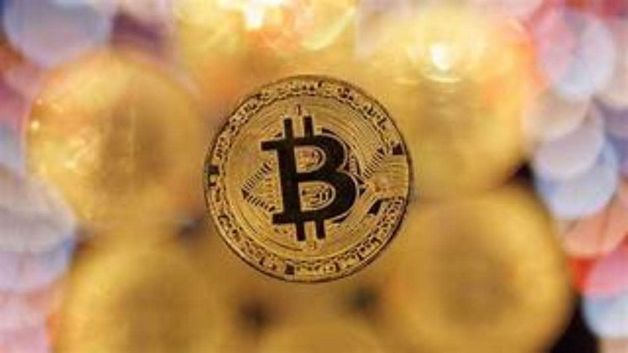Bitcoin Soars to Record High Amid Fed Rate‑Cut Hopes