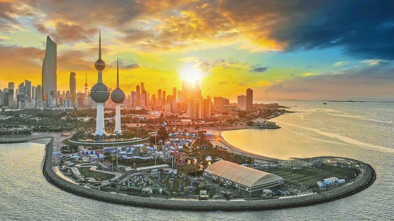 Kuwait Faces Huge Deficit In Electricity And Water Services