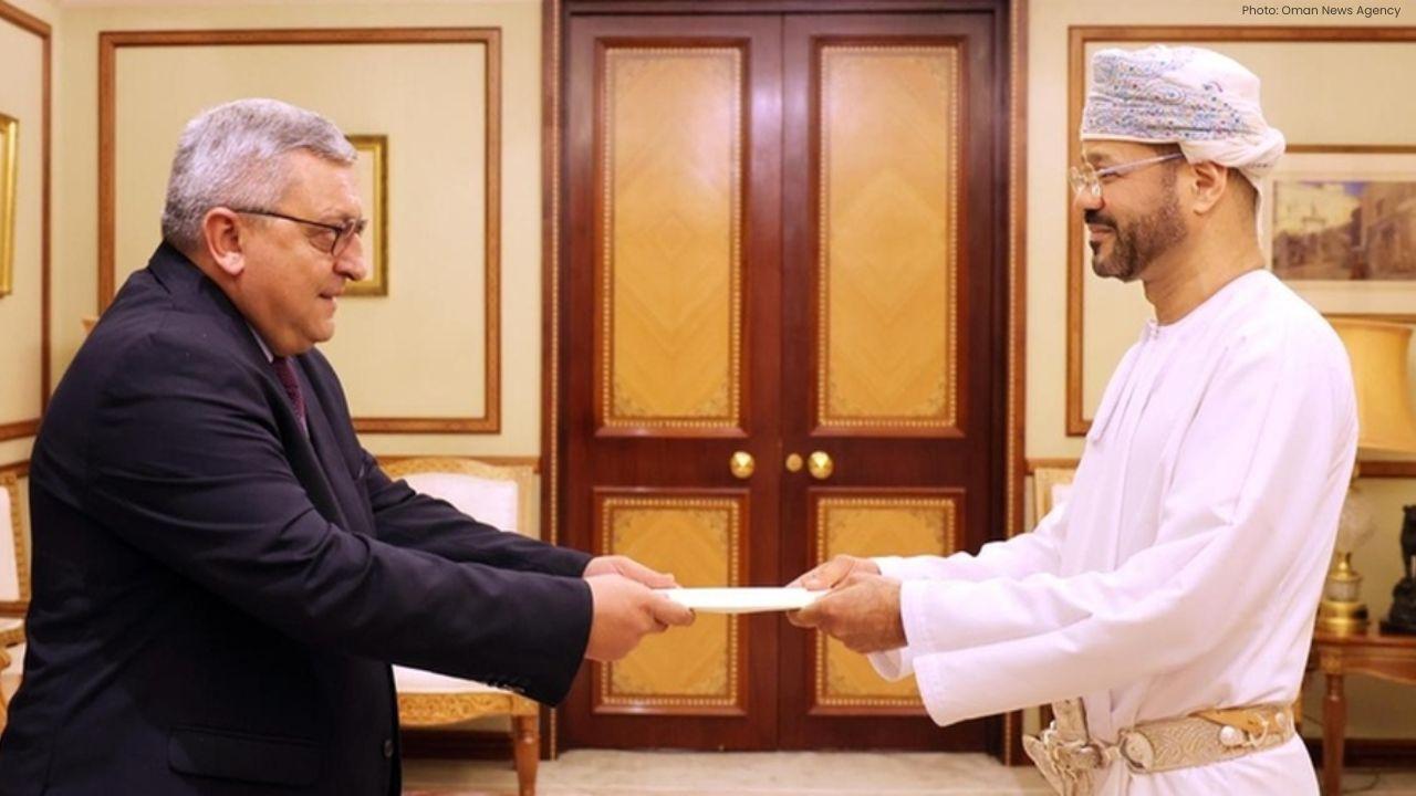 Oman Foreign Minister Receives Credentials Of New Ambassadors