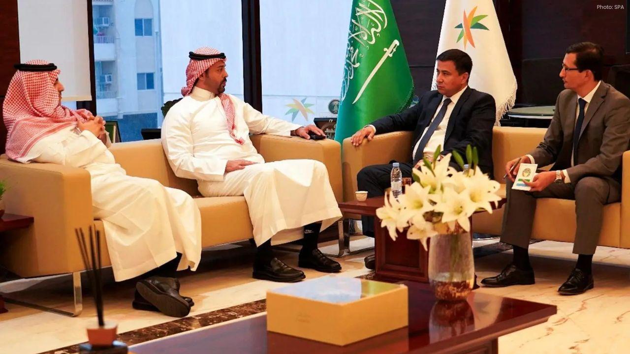 Saudi Ministry Meets Uzbek Consul To Boost Seasonal Worker Jobs