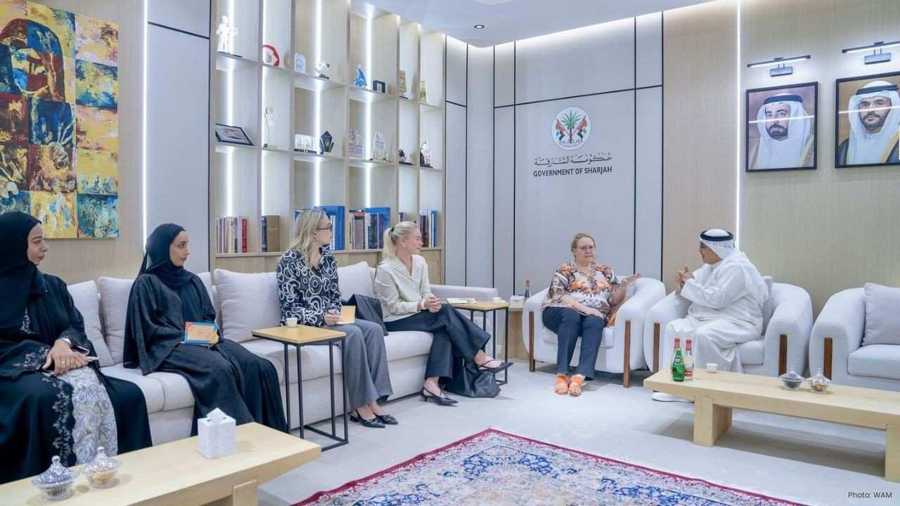 Sharjah Institute Discusses Cultural Cooperation With Finland