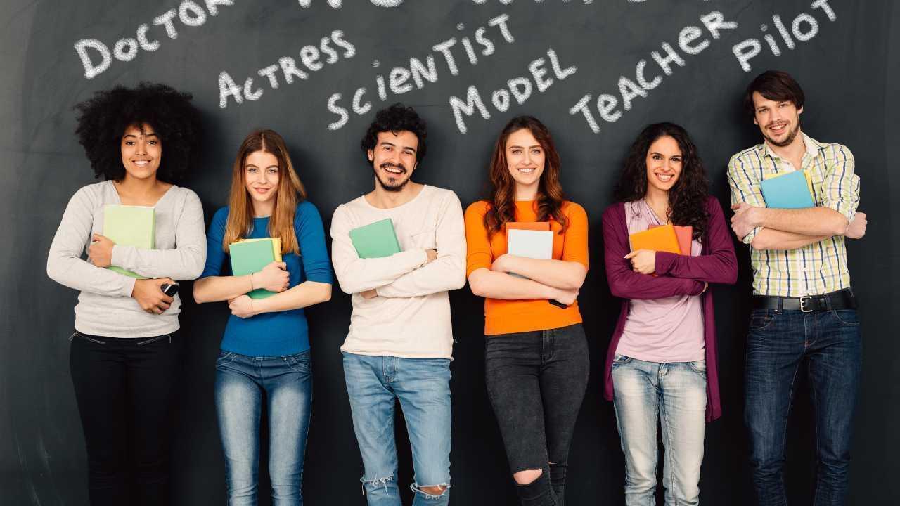 10 Best Courses in 2025 That Guarantee High-Paying Careers