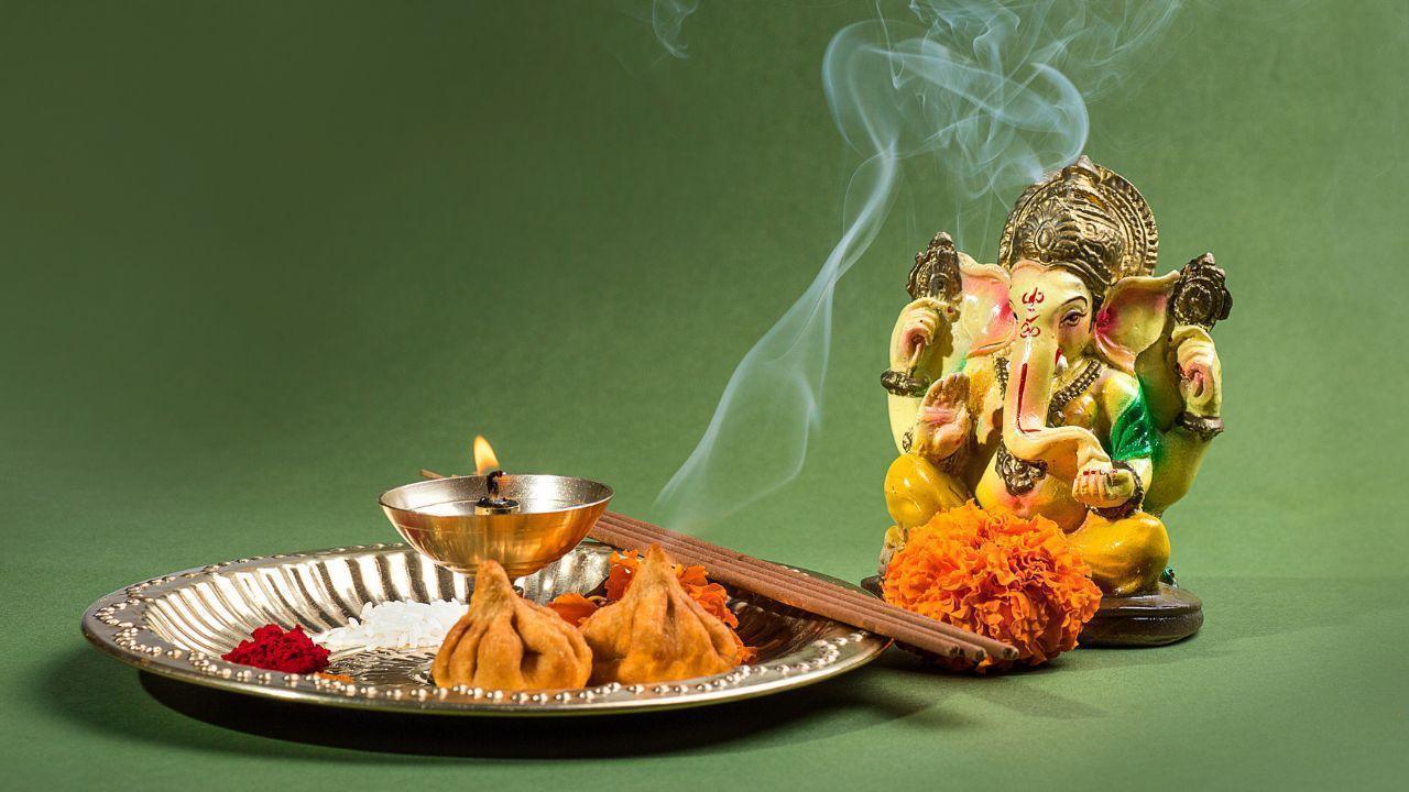 Vishwakarma Pooja Arti: Celebrating the Divine Architect of Creativity and Craftsmanship
