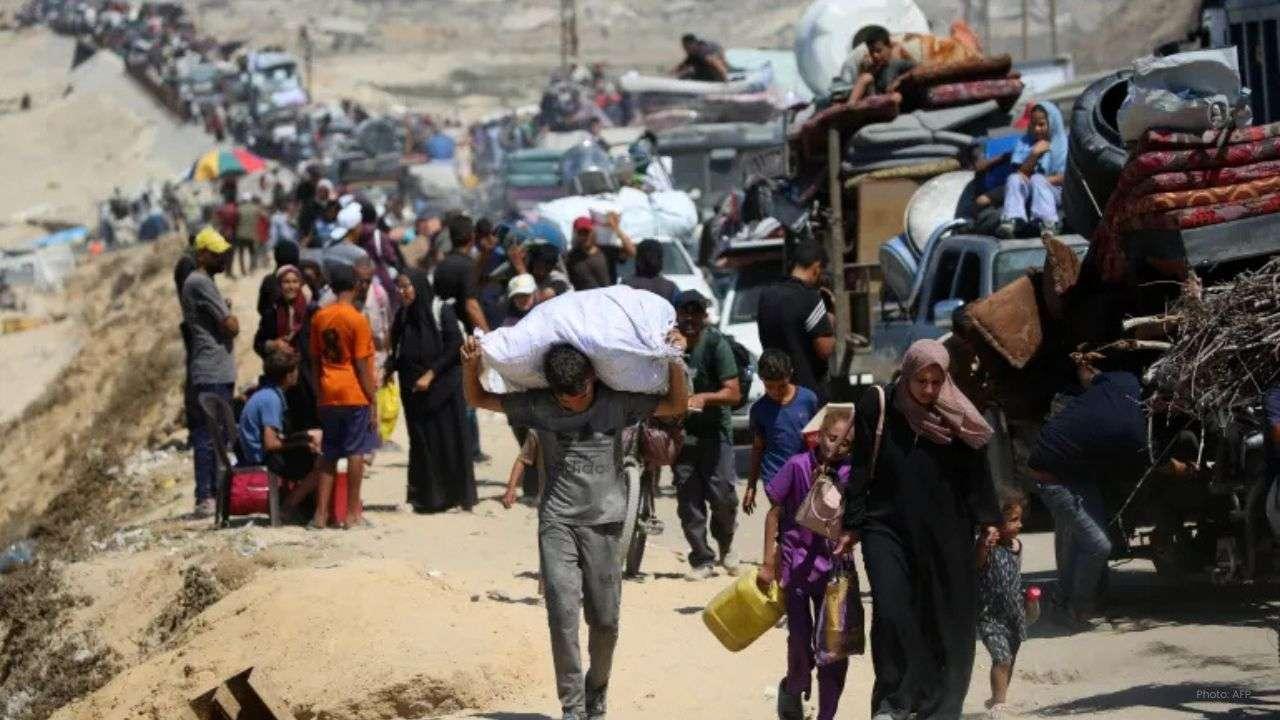 Gaza City Faces Deadliest Strikes as Thousands Flee