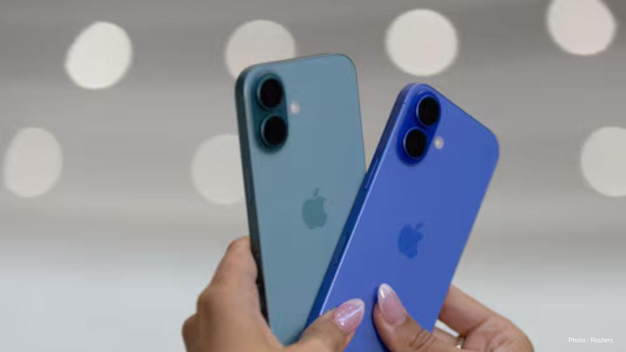 Paris Prosecutors Investigate Apple’s Siri Over User Privacy Concerns