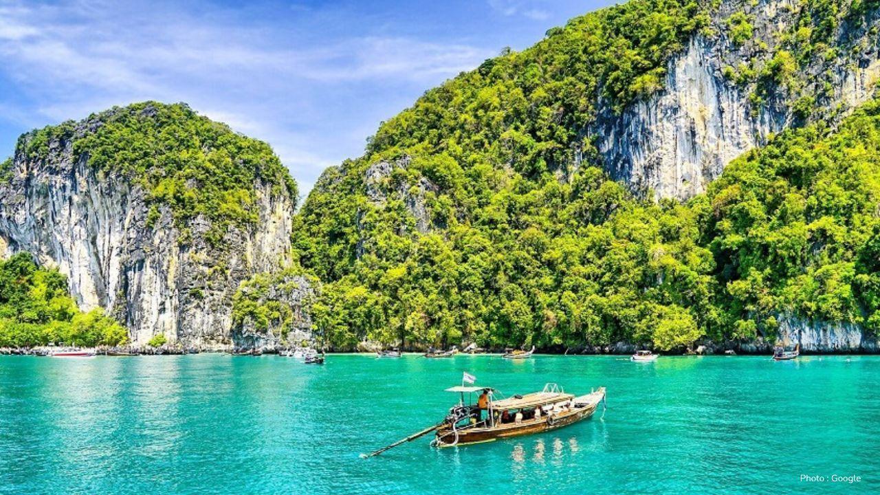 Top 10 Hidden Travel Spots to Visit in 2025