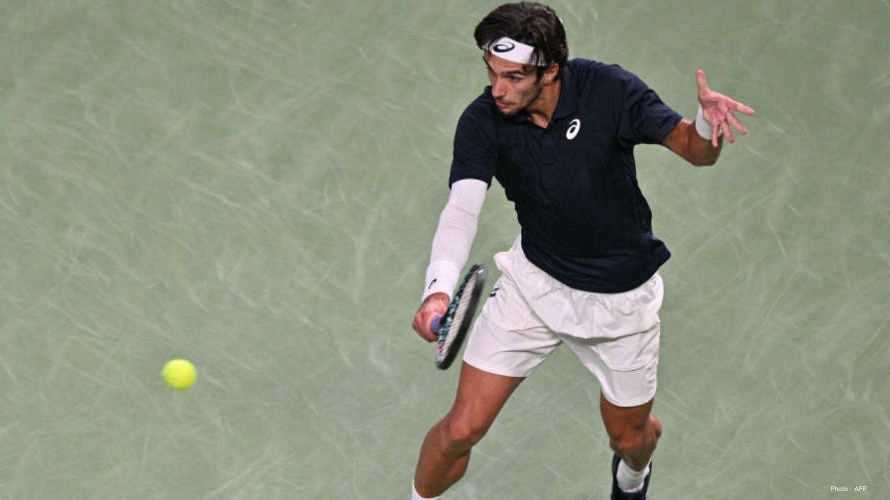 Lorenzo Musetti Frustrated by Coughing Fans at Shanghai Masters