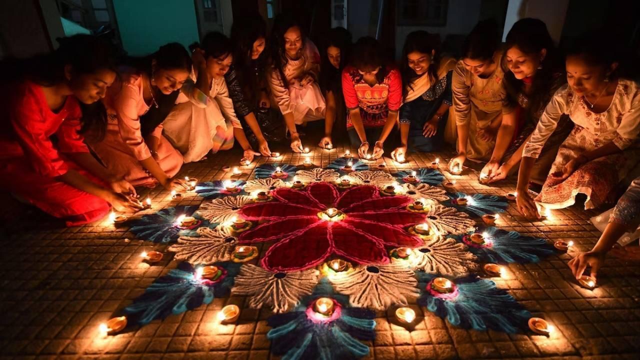Social Media and Modern Festivals: Redefining Diwali Celebrations