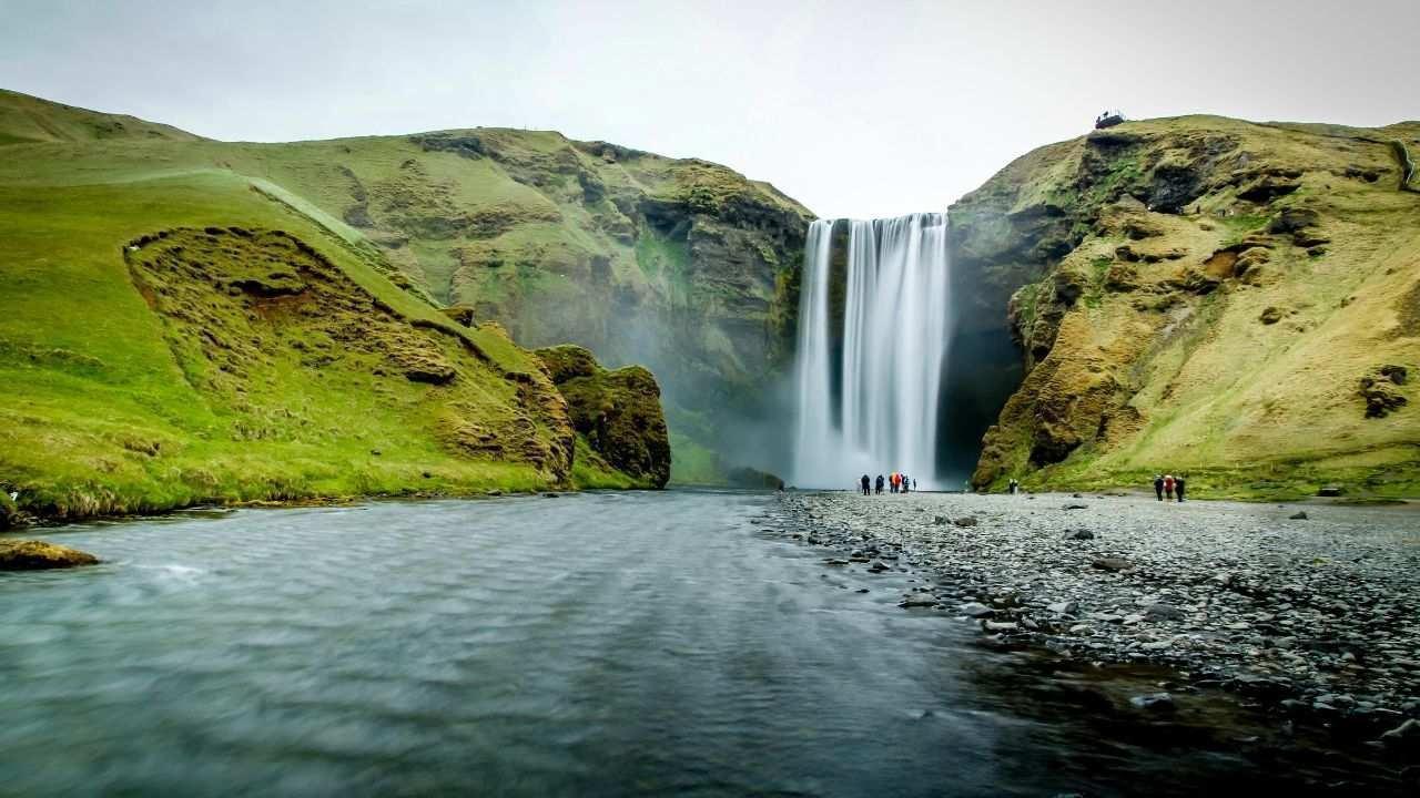 Ultimate Iceland Road Trip: Discover Waterfalls, Glaciers & Northern Lights