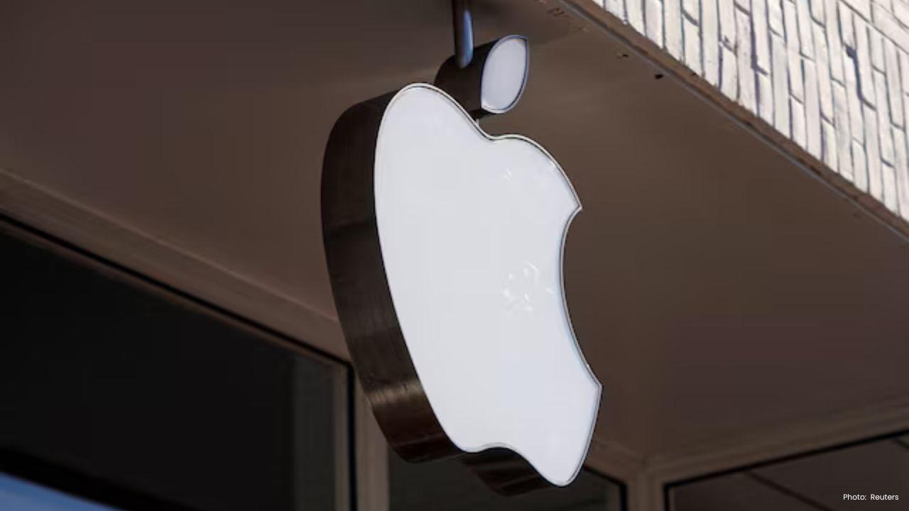 Apple Secures US Formula 1 Rights in 5-Year Streaming Deal
