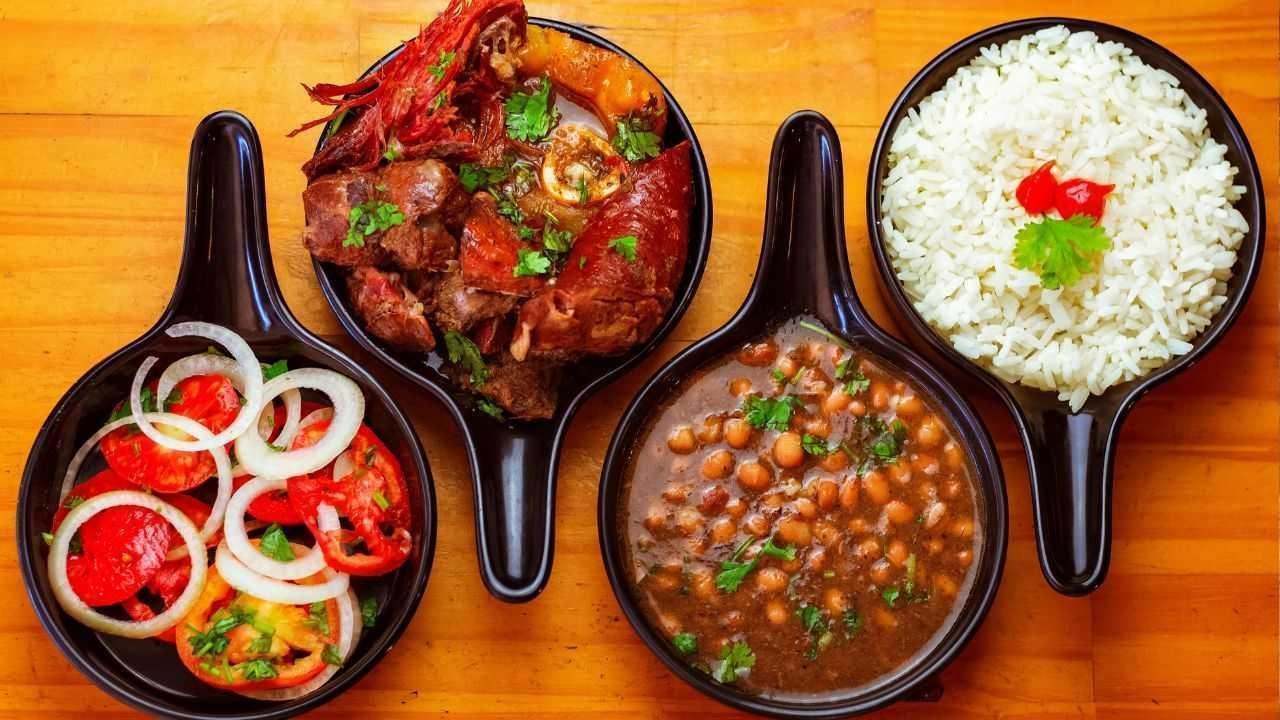 Global Foodie Hotspots: A Guide to Culinary Travel