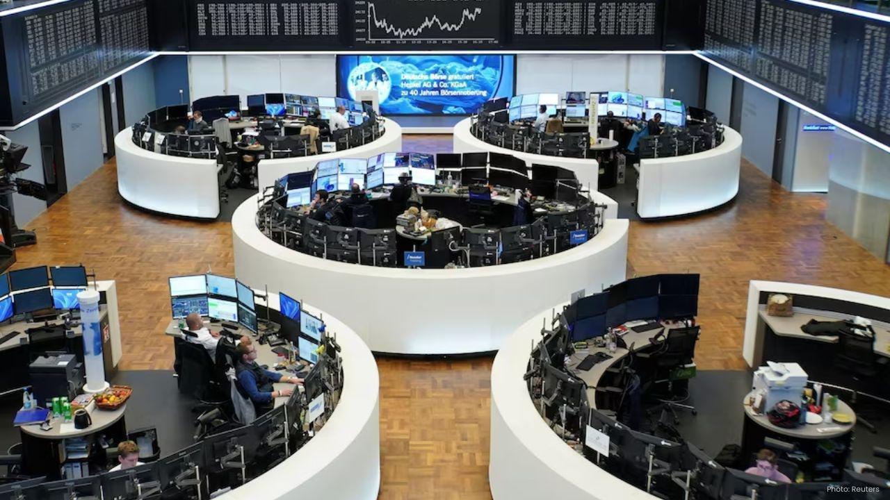 Global Markets Steady as U.S. Inflation Data Approaches