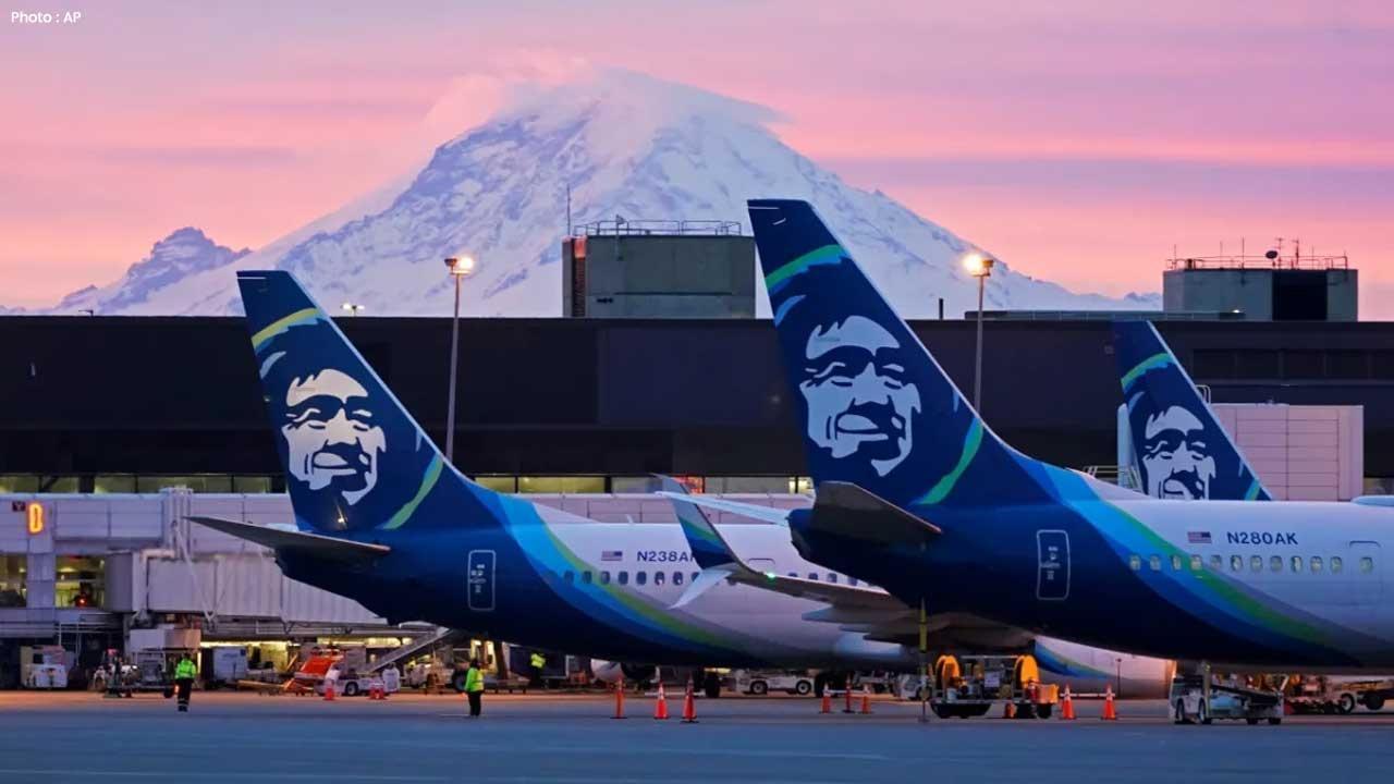 Alaska Airlines Halts Flights Amid Technology Failure