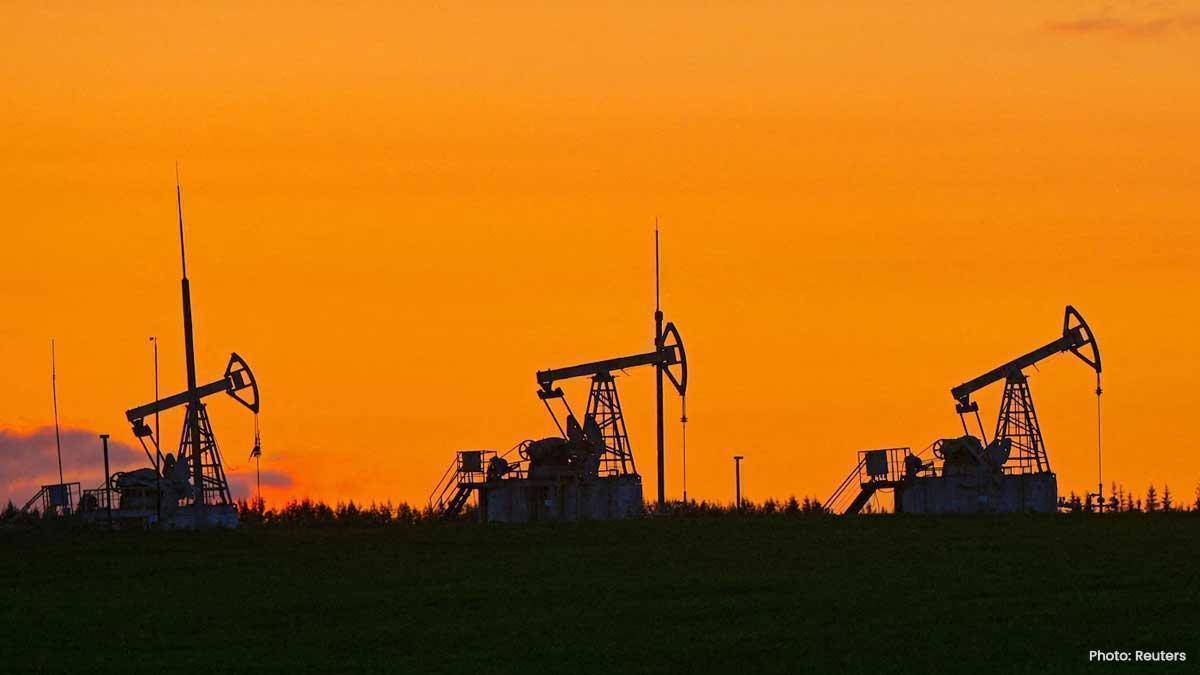 New Sanctions from US and EU Target Russia’s Lukoil and Rosneft