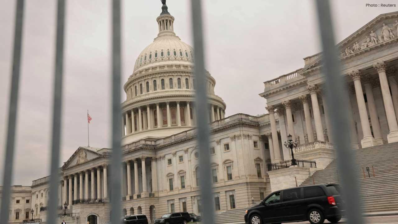 US Shutdown Deepens as Republicans and Democrats Clash US Shutdown Deepens as Republicans and Democrats Clash