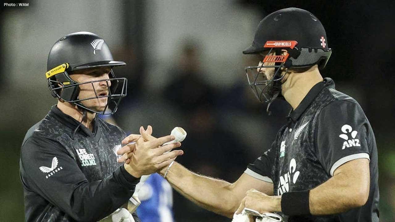 New Zealand Triumphs Over England by 4 Wickets in 1st ODI New Zealand Triumphs Over England by 4 Wickets in 1st ODI
