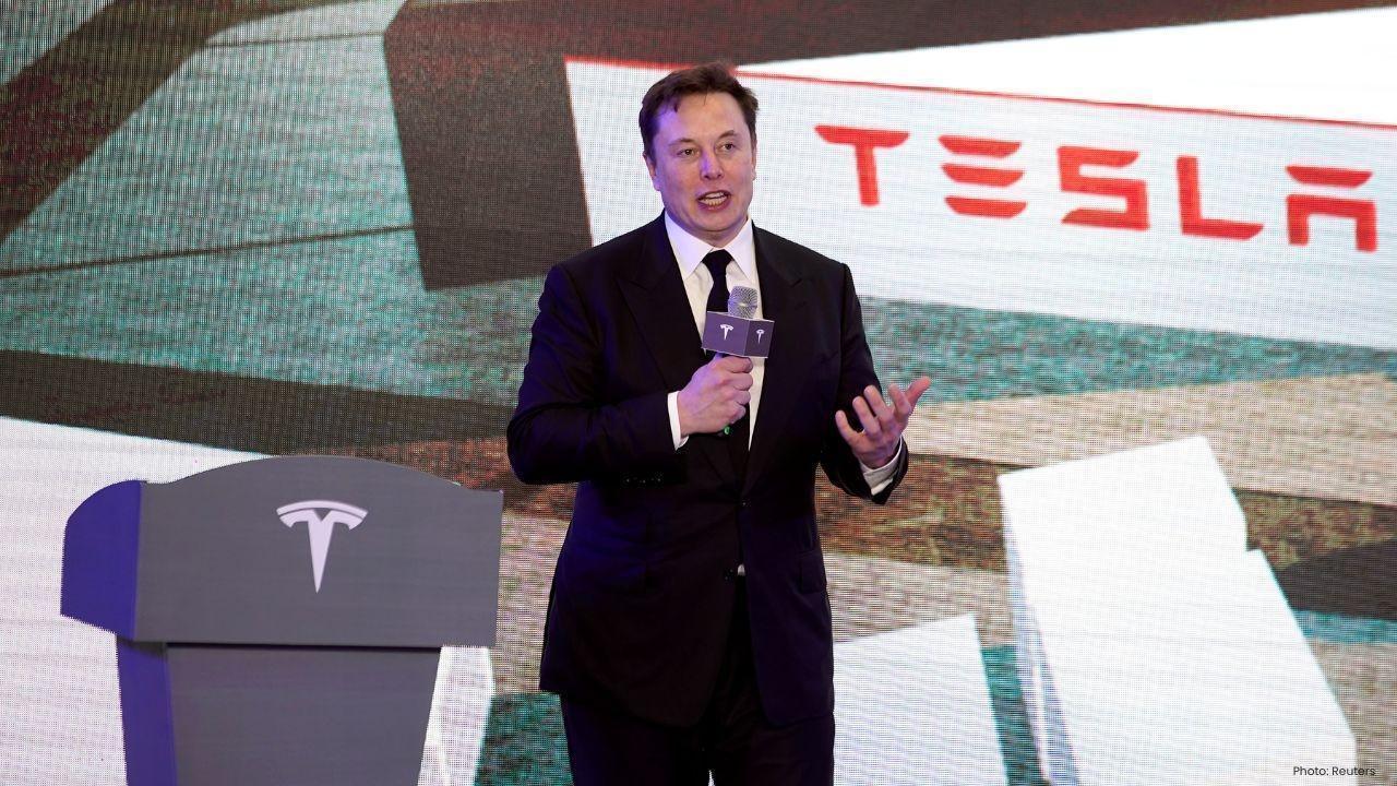 Tesla Shareholders Back Elon Musk's Historic $878B Compensation Package