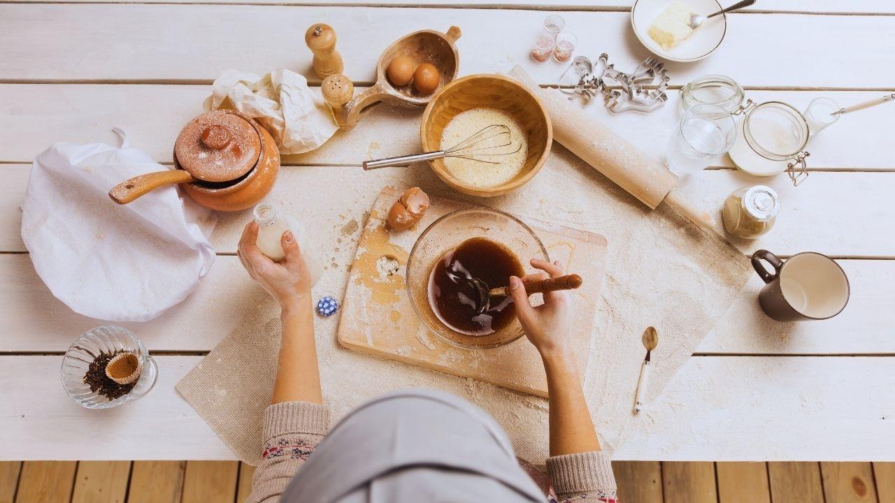 Revolutionizing Baking: The Impact of Short-Form Video