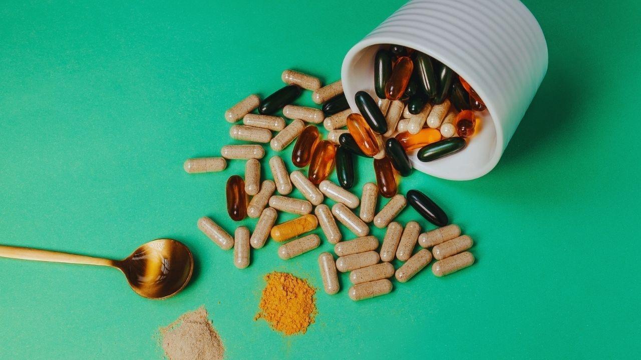 Revolutionizing Nutrition: The Shift from Multivitamins to Customized Supplements