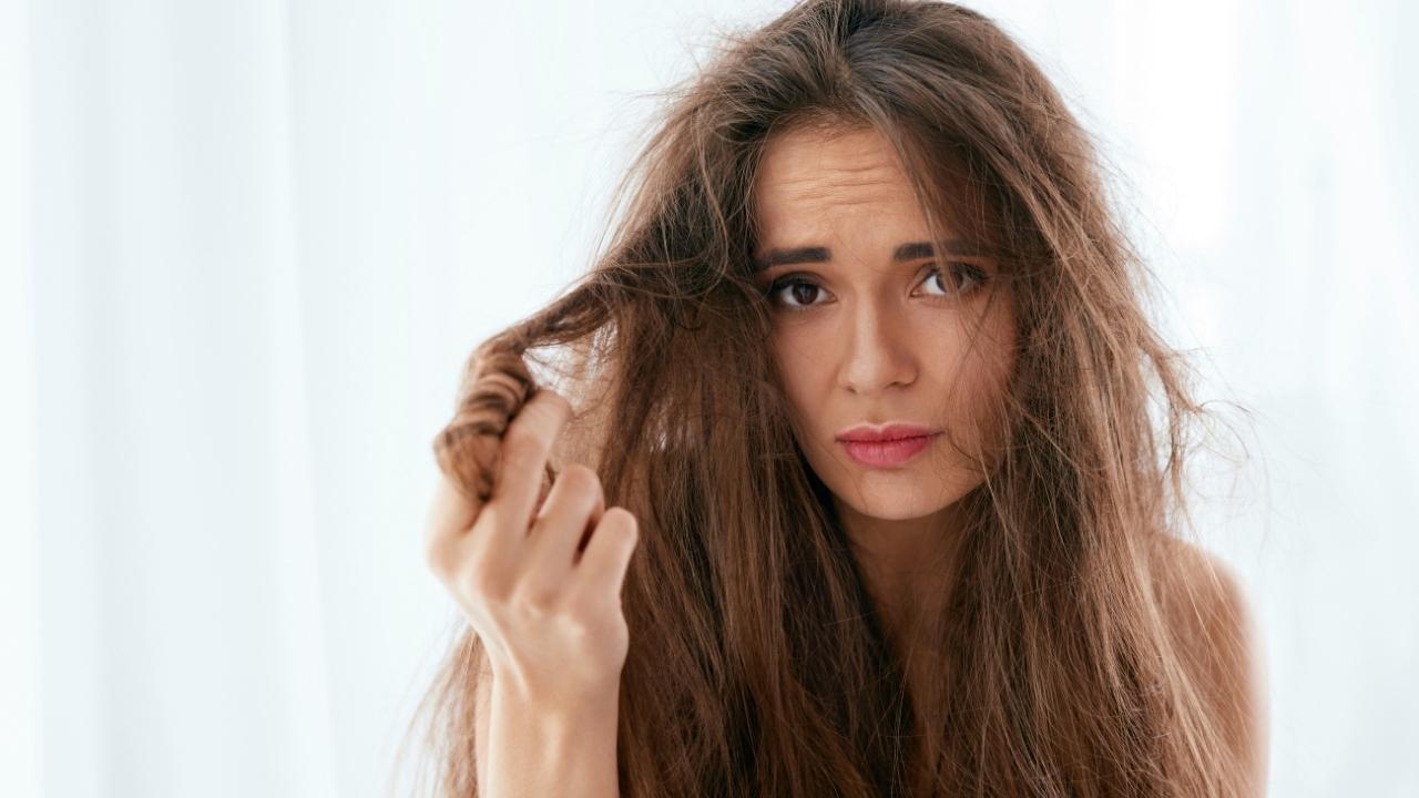Beat the Winter Blues: 5 Hydration Tips for Frizz-Free Hair
