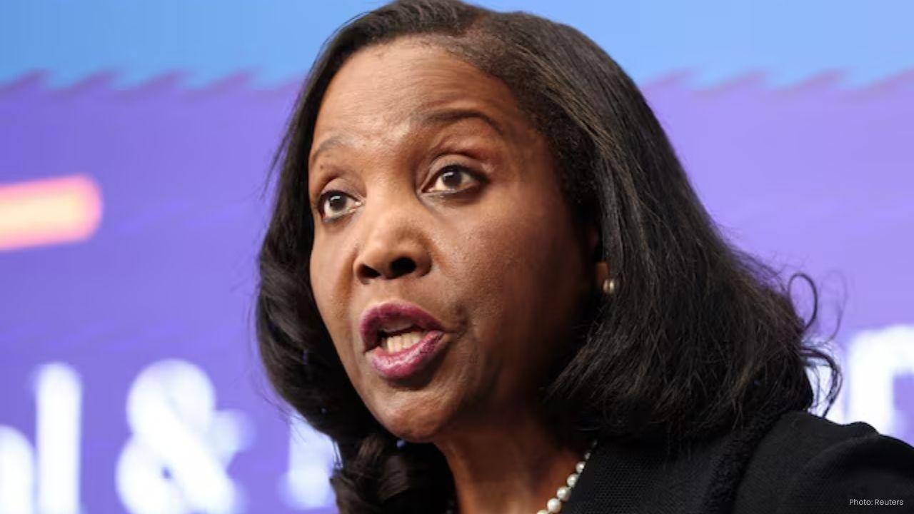 Supreme Court to Review Trump’s Action Against Fed Governor Cook