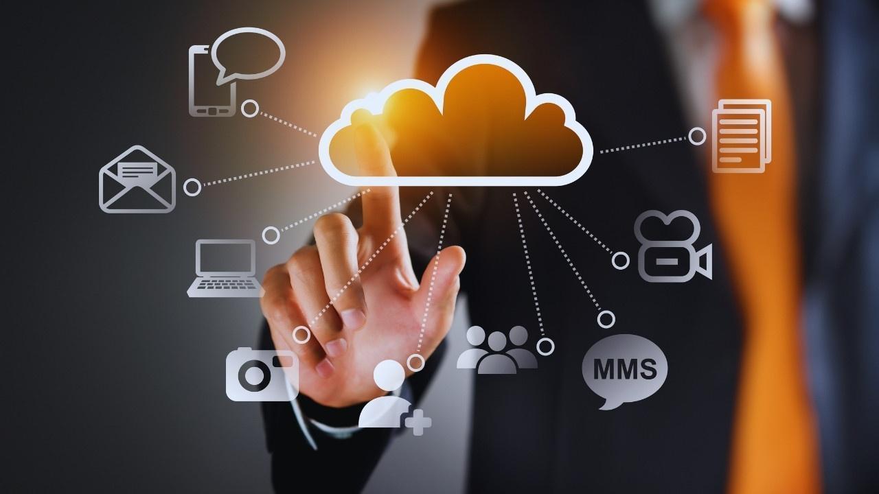 Evaluating Household Storage: Cloud Subscriptions vs. Home NAS Solutions