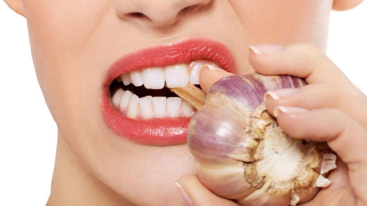 Unlocking the Health Perks of Morning Garlic Consumption: A Detailed Insight