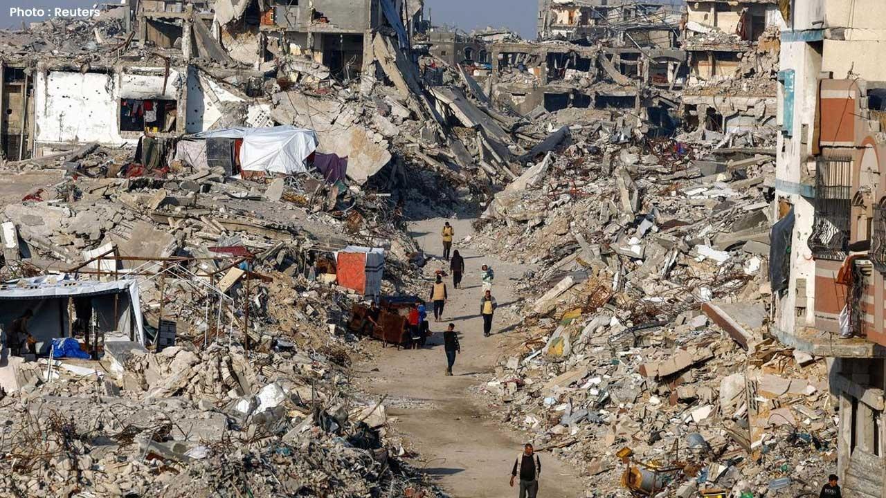 27 Casualties Reported in Gaza as Ceasefire Holds Amid Strikes
