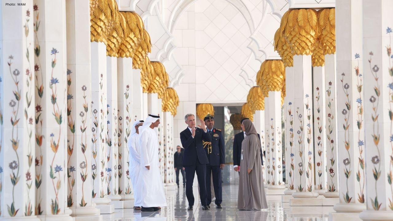 Prime Minister Carney Explores Sheikh Zayed Grand Mosque in Abu Dhabi
