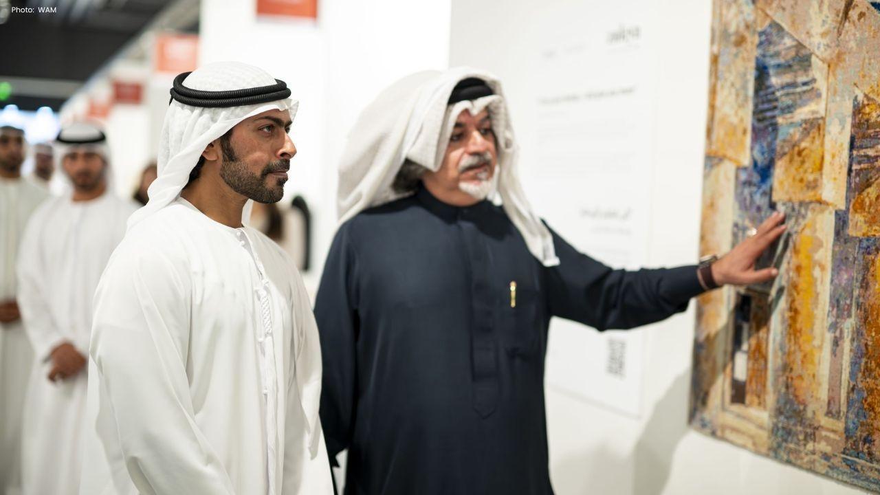 Sheikh Khalifa Commends Abu Dhabi Art During Inspiring Visit