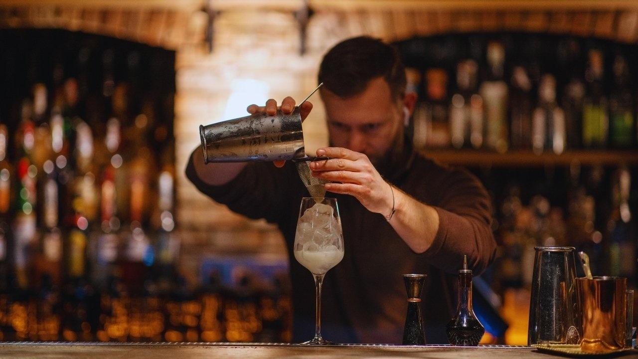 Winter Mocktails: Innovative Seasonal Creations Making Waves in Hotels