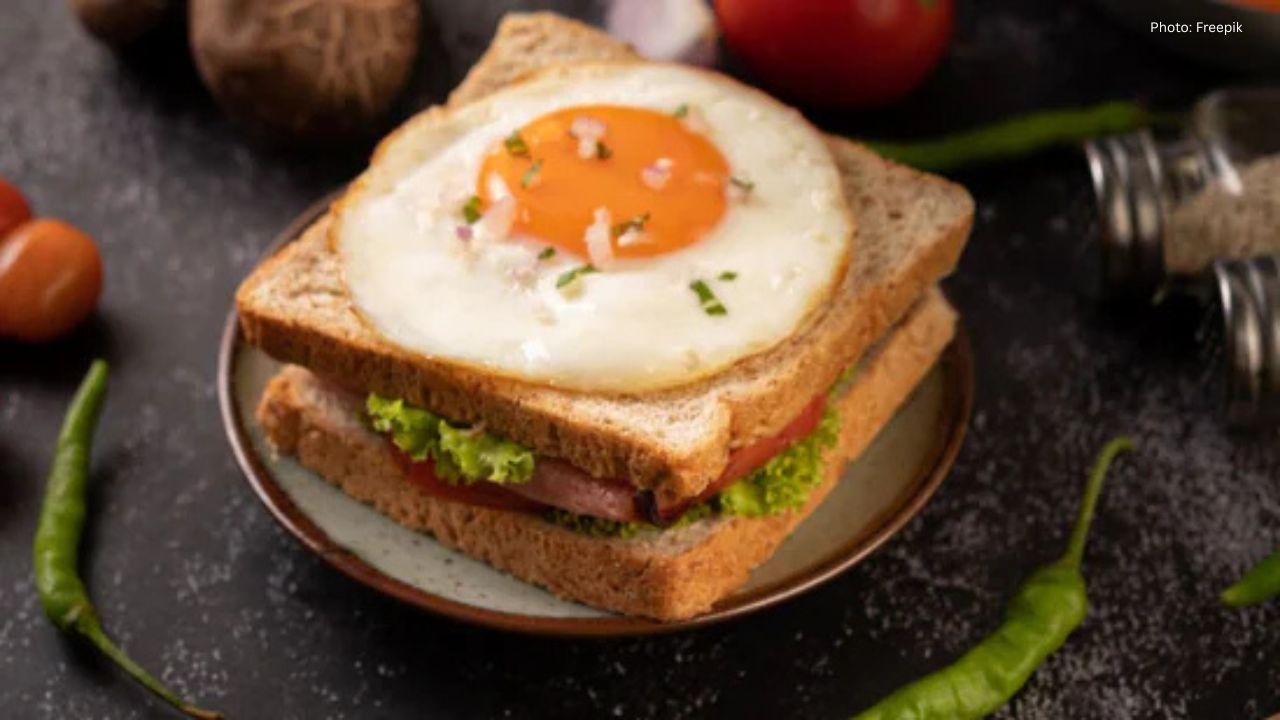 Quick and Nutritious Whole Wheat Egg Sandwich for Busy Mornings