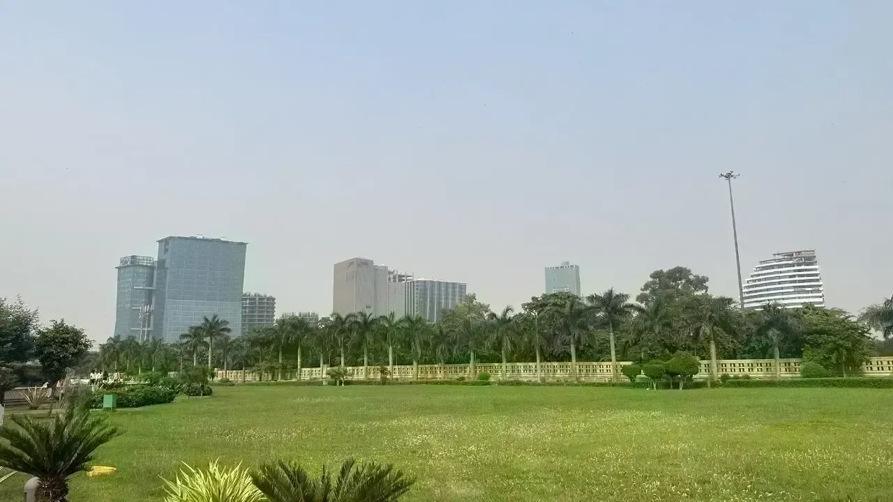 County Group Acquires 5-Acre Noida Land for ₹475 Cr Project