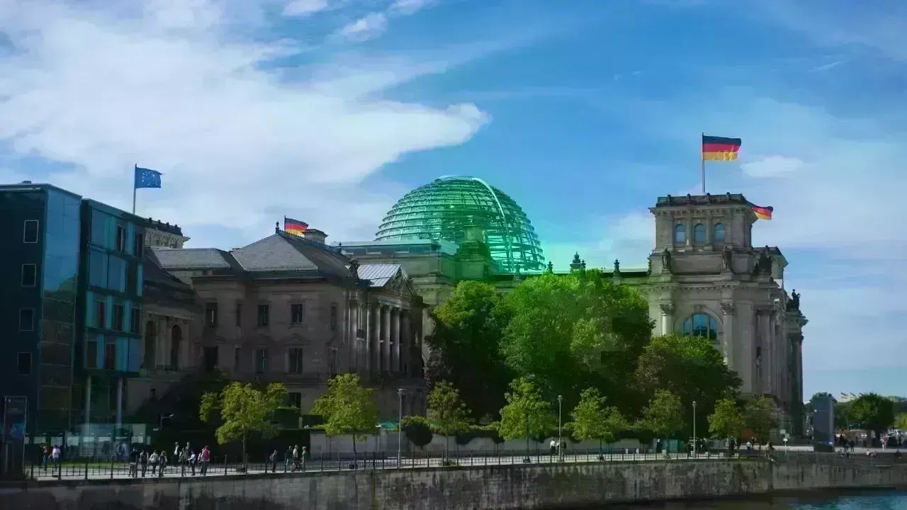 Cities Adapting Sightseeing Routes in Response to Local Events