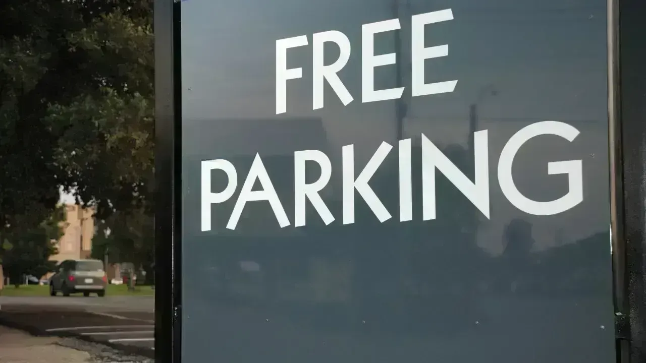 Dubai Offers Complimentary Parking During Eid Al Etihad