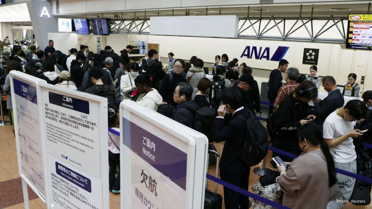 Airlines Grapple with Airbus A320 Recall Impacting Flights Worldwide